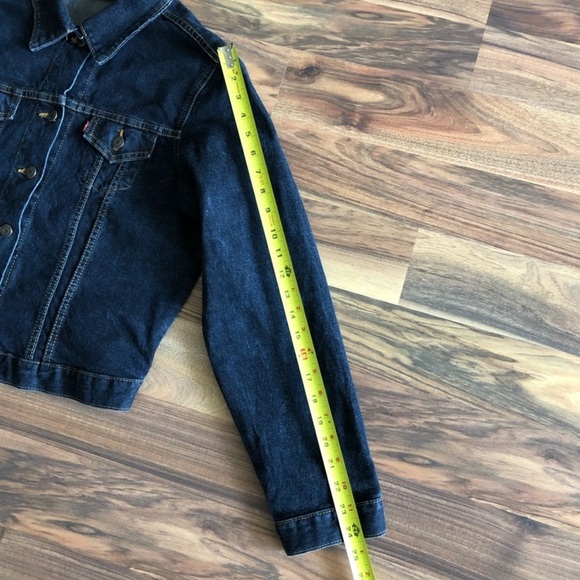 Levi’s jean jacket - Picture 8 of 9